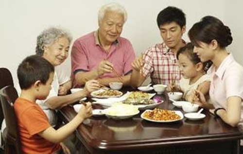 梦见和祖父母吃饭