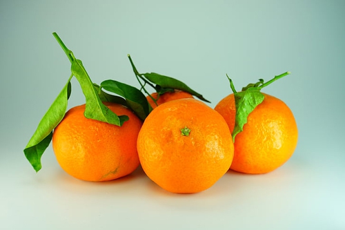 梦见抱了大橙子和橘子