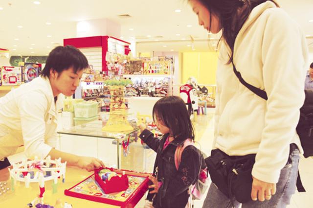 养房保姆和她的87个“孩子”