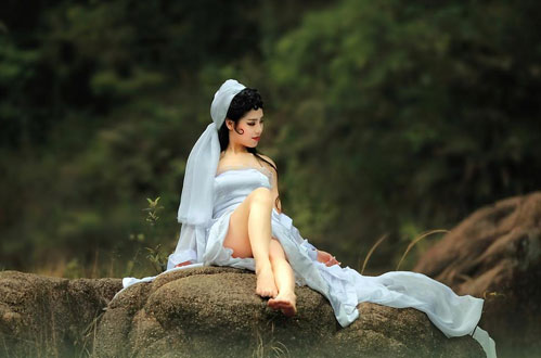 柳仙上体被镇压-一晃疯癫二十年