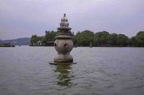 吓死人了！三潭印月的来历极具可怕！