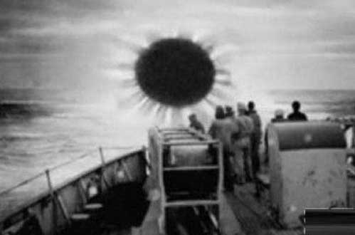 男子离奇穿越时空-出现在纽约街头