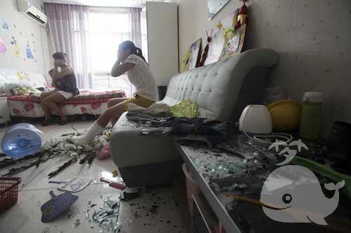 梦见家里一片狼藉