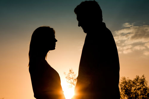 你为谁甘愿跳入爱情坟墓