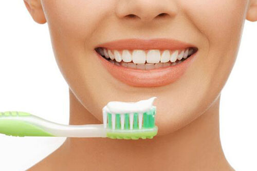 从你的刷牙方式看出反应你的爱情观