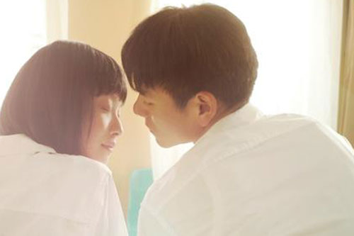 初恋情人对你是否还有留恋