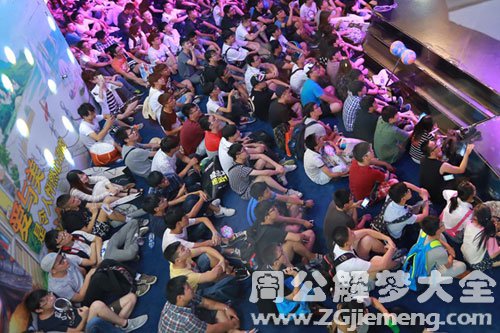 职场中你靠啥聚集人气