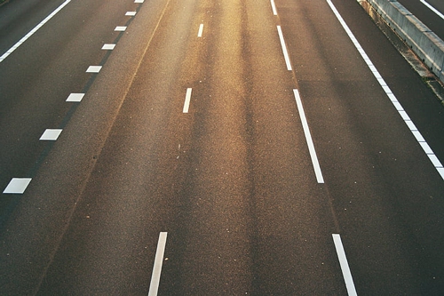 梦见爷爷开车带我上高坡