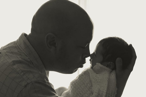 梦见爸爸脸上有血