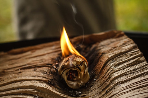 梦见爸爸头上着火