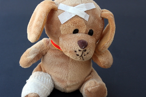 梦见爸爸的腿受伤流血