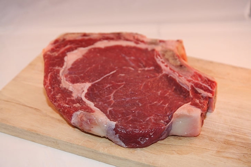 梦见给去世奶奶剁肉